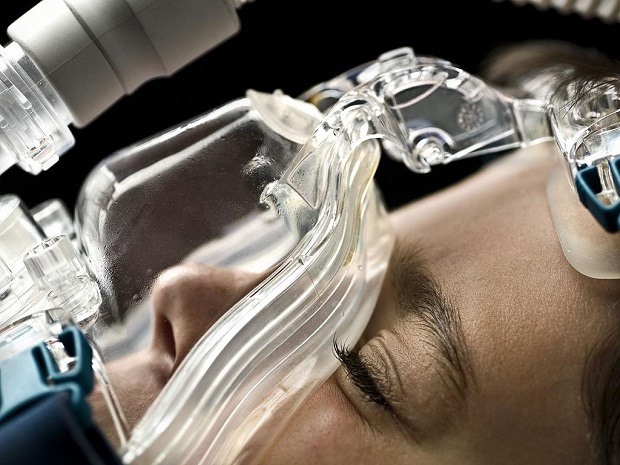 children suffering from sleep apnea wearing a cpap mask